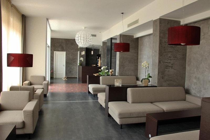 Hotel Mediterraneo Cavi di Lavagna Ngoại thất bức ảnh