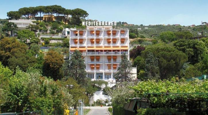 Hotel Mediterraneo Cavi di Lavagna Ngoại thất bức ảnh