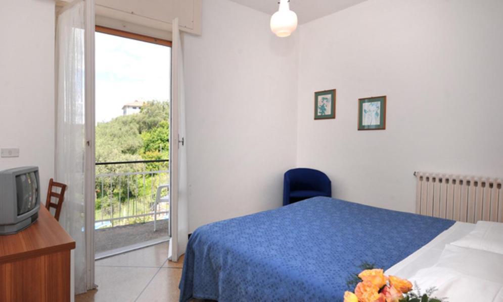 Hotel Mediterraneo Cavi di Lavagna Phòng bức ảnh